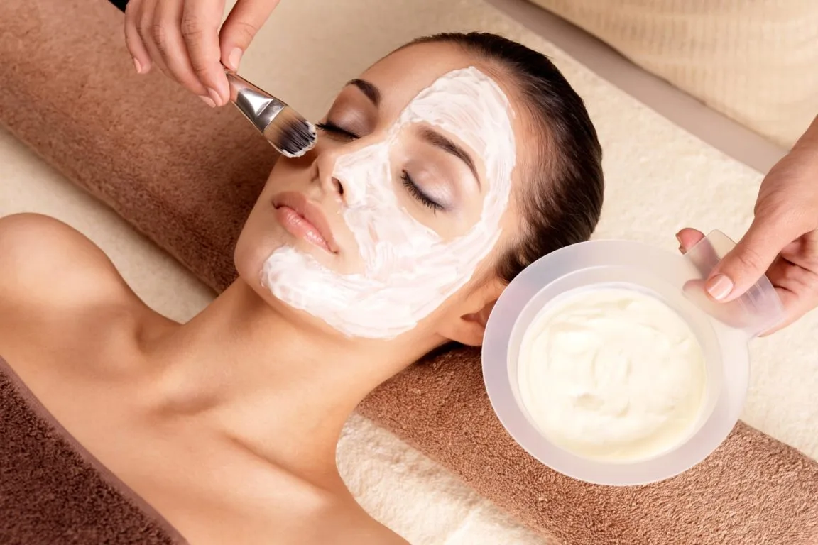 Custom-Facial-vs-At-home-Skincare-Routine-Which-One-is-Better-Modern-SLC-Injections-Aesthetics-in-Salt-Lake-City-Utah